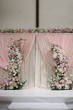 Load image into Gallery viewer, Flower Pillar Full Bloom