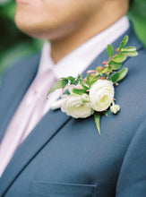 Load image into Gallery viewer, Boutonniere
