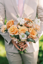 Load image into Gallery viewer, Basic Bridal Bouquet