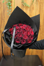 Load image into Gallery viewer, Black Baccara Rose (VDay Only)
