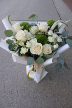 Load image into Gallery viewer, White & Green Designer's Choice Bouquet