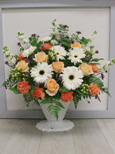 Load image into Gallery viewer, Sympathy Flower Basket