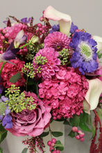 Load image into Gallery viewer, Timeless Elegance Centrepiece