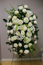 Load image into Gallery viewer, Funeral Flower Spray