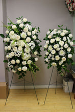 Load image into Gallery viewer, Funeral Flower Spray
