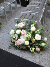 Load image into Gallery viewer, Tray Arrangement