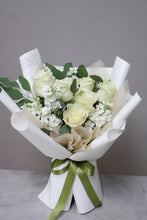 Load image into Gallery viewer, White & Green Designer's Choice Bouquet