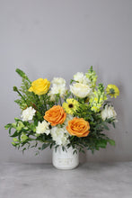 Load image into Gallery viewer, Signature Garden Style Centerpiece