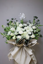 Load image into Gallery viewer, Sympathy Flower Stand