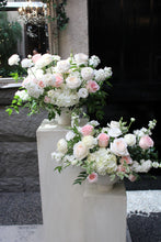 Load image into Gallery viewer, Compote Centrepiece