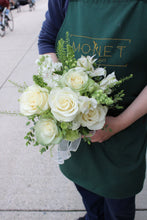 Load image into Gallery viewer, Bridesmaid Bouquet