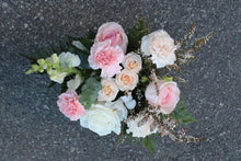 Load image into Gallery viewer, Petite Centrepiece