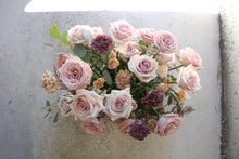 Load image into Gallery viewer, Compote Centrepiece