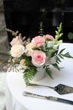 Load image into Gallery viewer, Petite Centrepiece