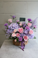 Load image into Gallery viewer, Flower Basket (Designer's Choice)