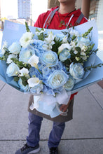 Load image into Gallery viewer, White & Blue Designer's Choice Bouquet