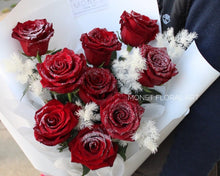 Load image into Gallery viewer, Christmas Fresh and Dried flower bouquet vancouver