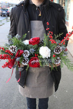 Load image into Gallery viewer, Christmas Centerpiece for Dining or Entrance Way Table