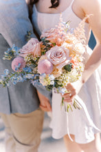 Load image into Gallery viewer, Basic Bridal Bouquet