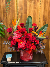 Load image into Gallery viewer, New Year Arrangement
