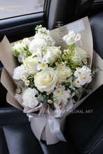 Load image into Gallery viewer, White &amp; Green Designer's Choice Bouquet
