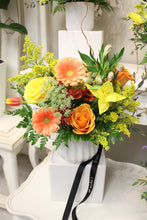 Load image into Gallery viewer, Bright Designer&#39;s Choice Vase Arrangement
