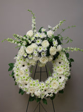 Load image into Gallery viewer, Funeral Wreath with Crown
