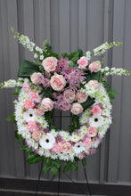 Load image into Gallery viewer, Funeral Wreath with Crown
