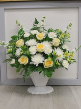 Load image into Gallery viewer, Sympathy Flower Basket
