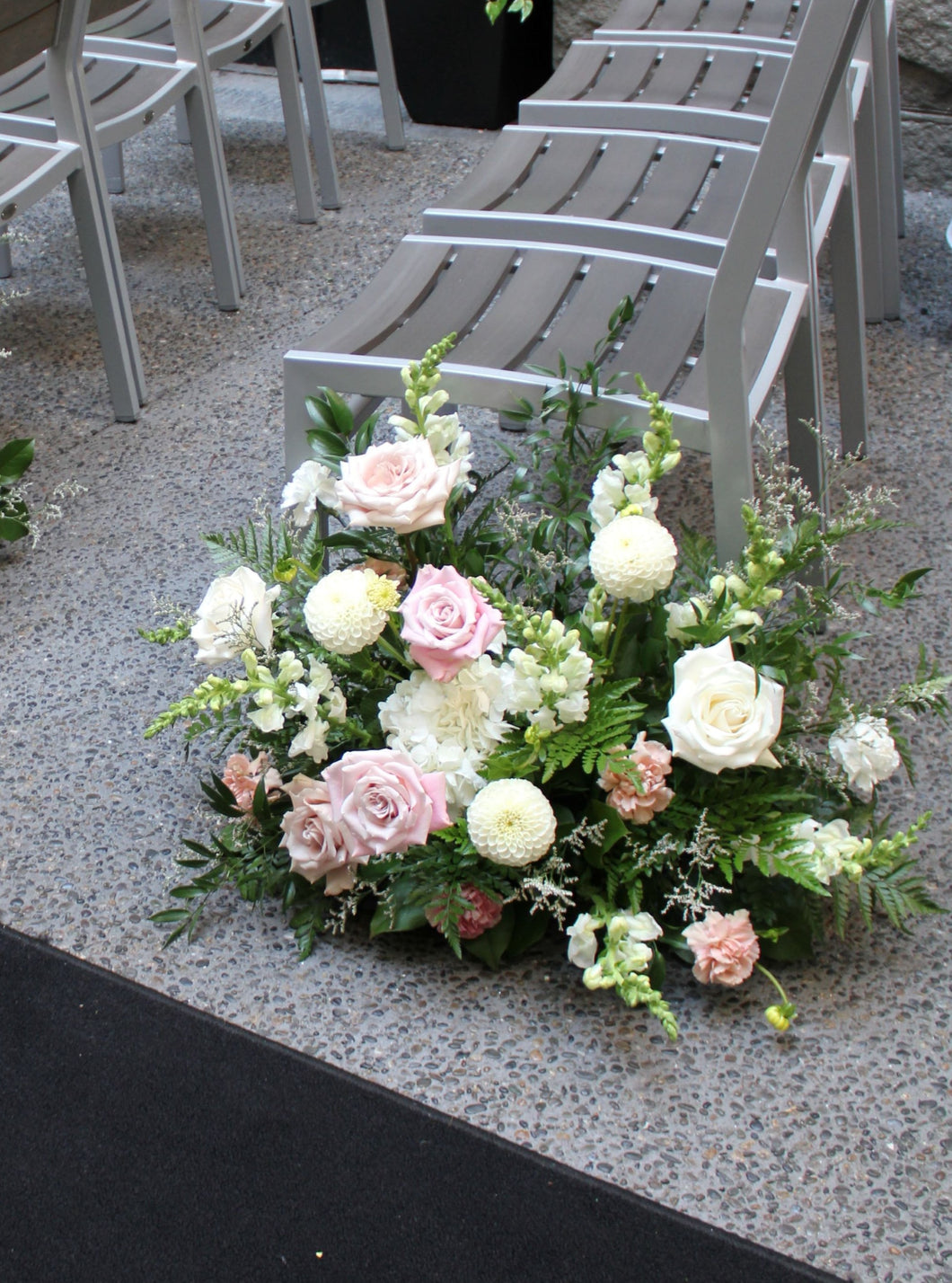 Tray Arrangement