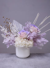Load image into Gallery viewer, Dried Floral Arrangements Vancouver
