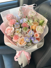 Load image into Gallery viewer, Pastel Designer's Choice Bouquet
