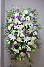 Load image into Gallery viewer, Funeral Flower Spray

