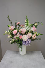 Load image into Gallery viewer, Pastel Designer&#39;s Choice Vase Arrangement
