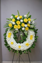 Load image into Gallery viewer, Funeral Wreath with Crown
