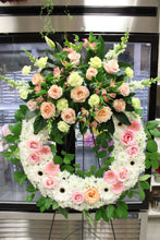 Load image into Gallery viewer, Funeral Wreath with Crown
