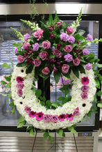 Load image into Gallery viewer, Funeral Wreath with Crown
