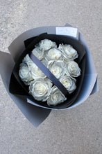 Load image into Gallery viewer, Black Knight Roses
