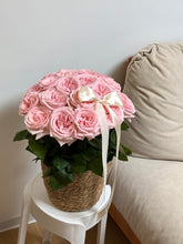 Load image into Gallery viewer, Timeless Elegance
