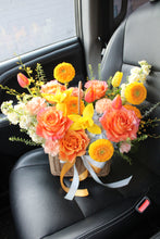 Load image into Gallery viewer, Flower Basket (Designer&#39;s Choice)

