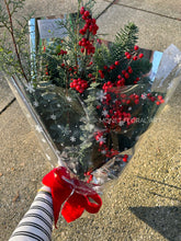 Load image into Gallery viewer, Spirit of Christmas Bouquet
