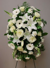 Load image into Gallery viewer, Vancouver Funeral Flower Delivery
