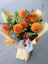 Load image into Gallery viewer, Dahlia Bouquet
