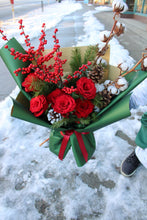 Load image into Gallery viewer, Winter Holiday Bouquet Vancouver
