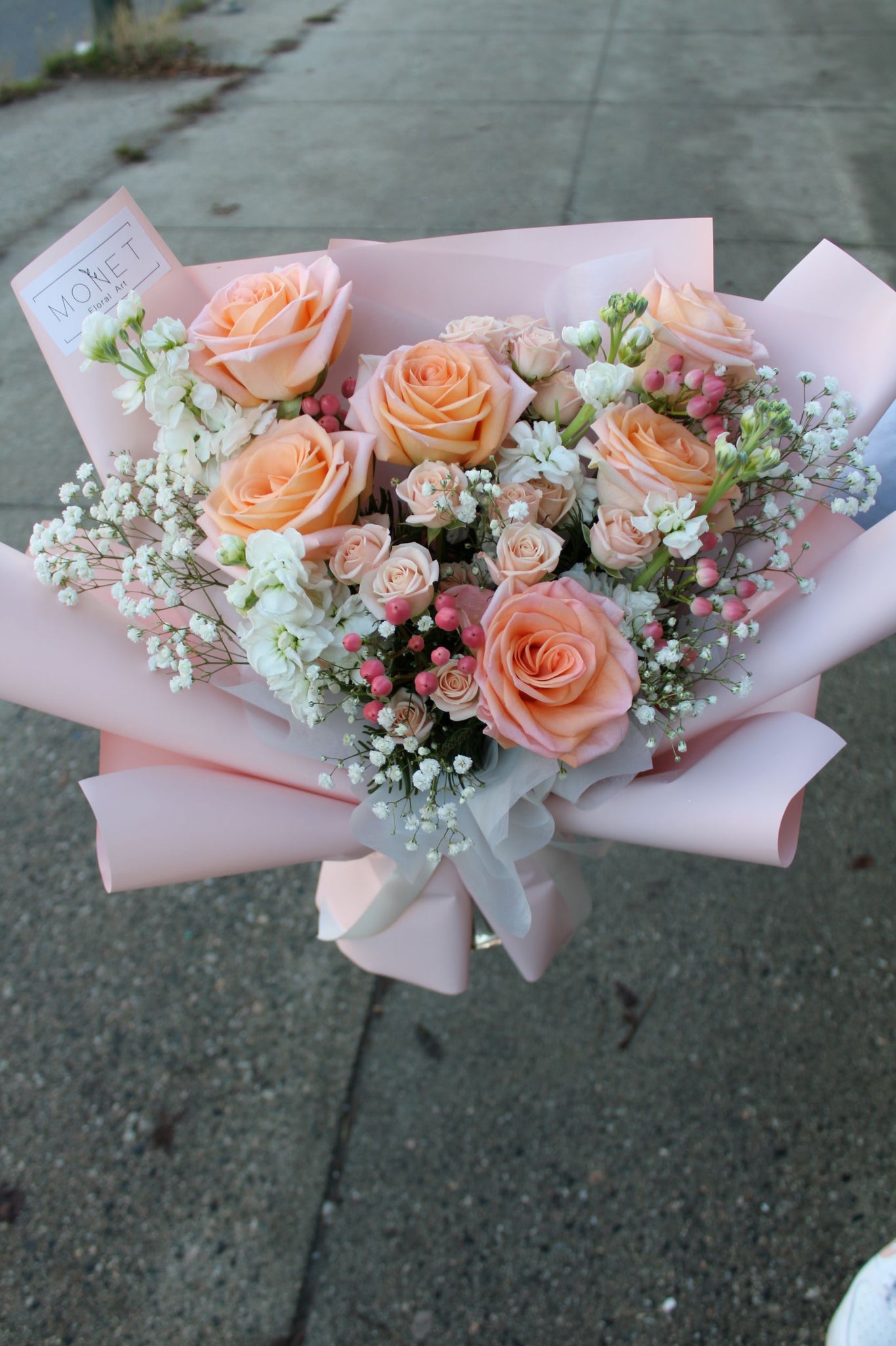 Glitter roses aka HK style bouquet blush color