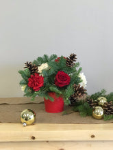 Load image into Gallery viewer, Holiday Petit Arrangement
